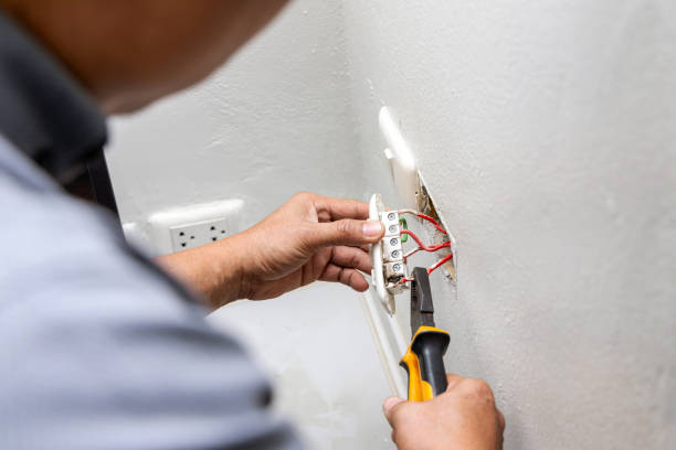 Best 24-Hour Electrician  in Moraga, CA